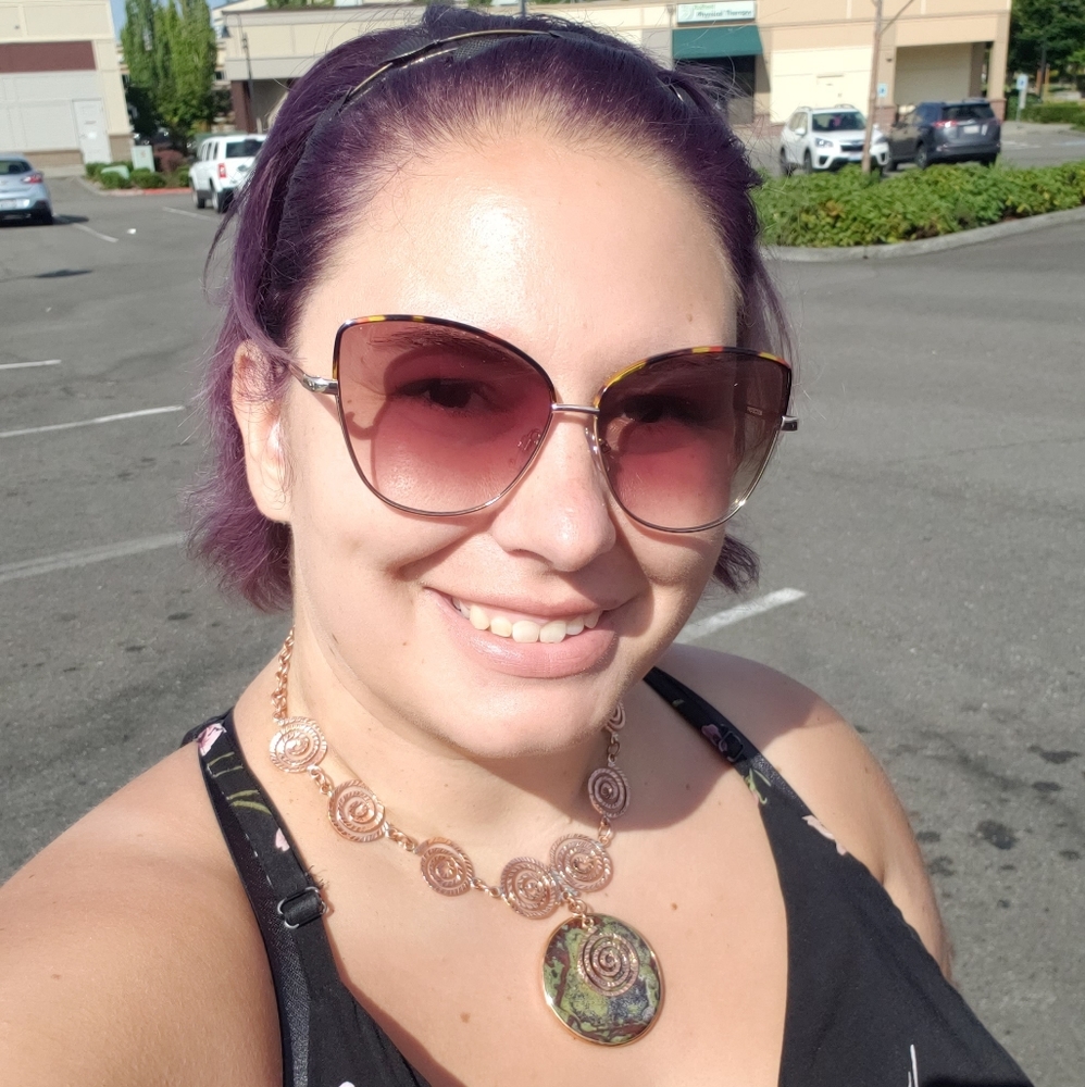 Meet your Posher, Miranda